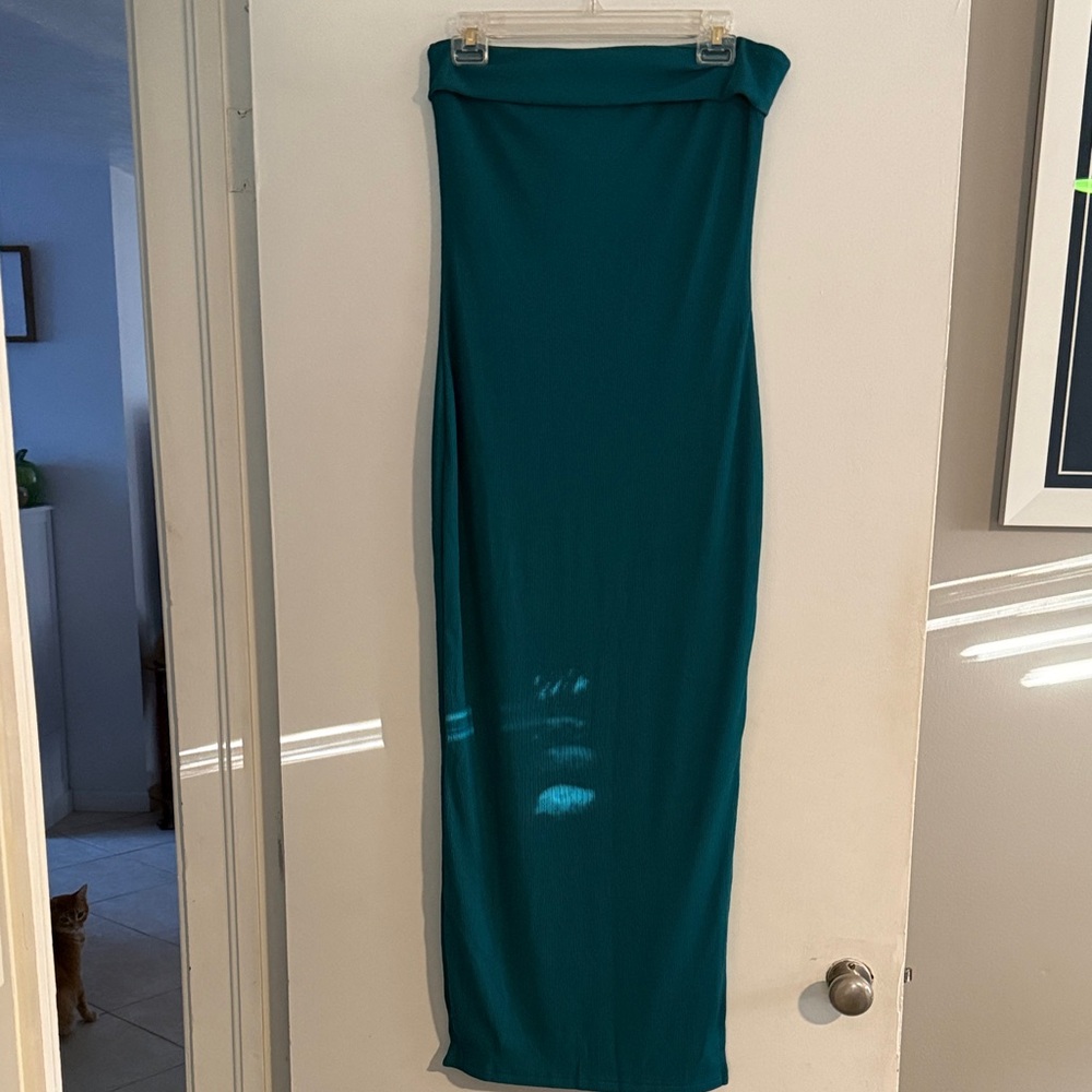 Elegant Teal Maxi Dress